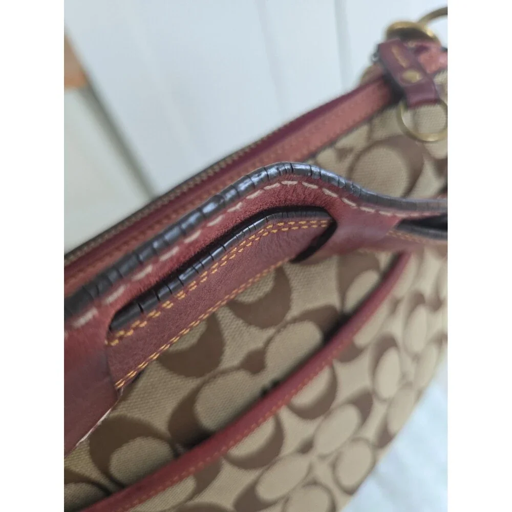 Coach Vintage Y2K Soho Signature Suede Shoulder Bag 7063 Special Edition  2004